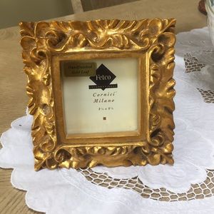 Deco Gold leaf frame with glass pane